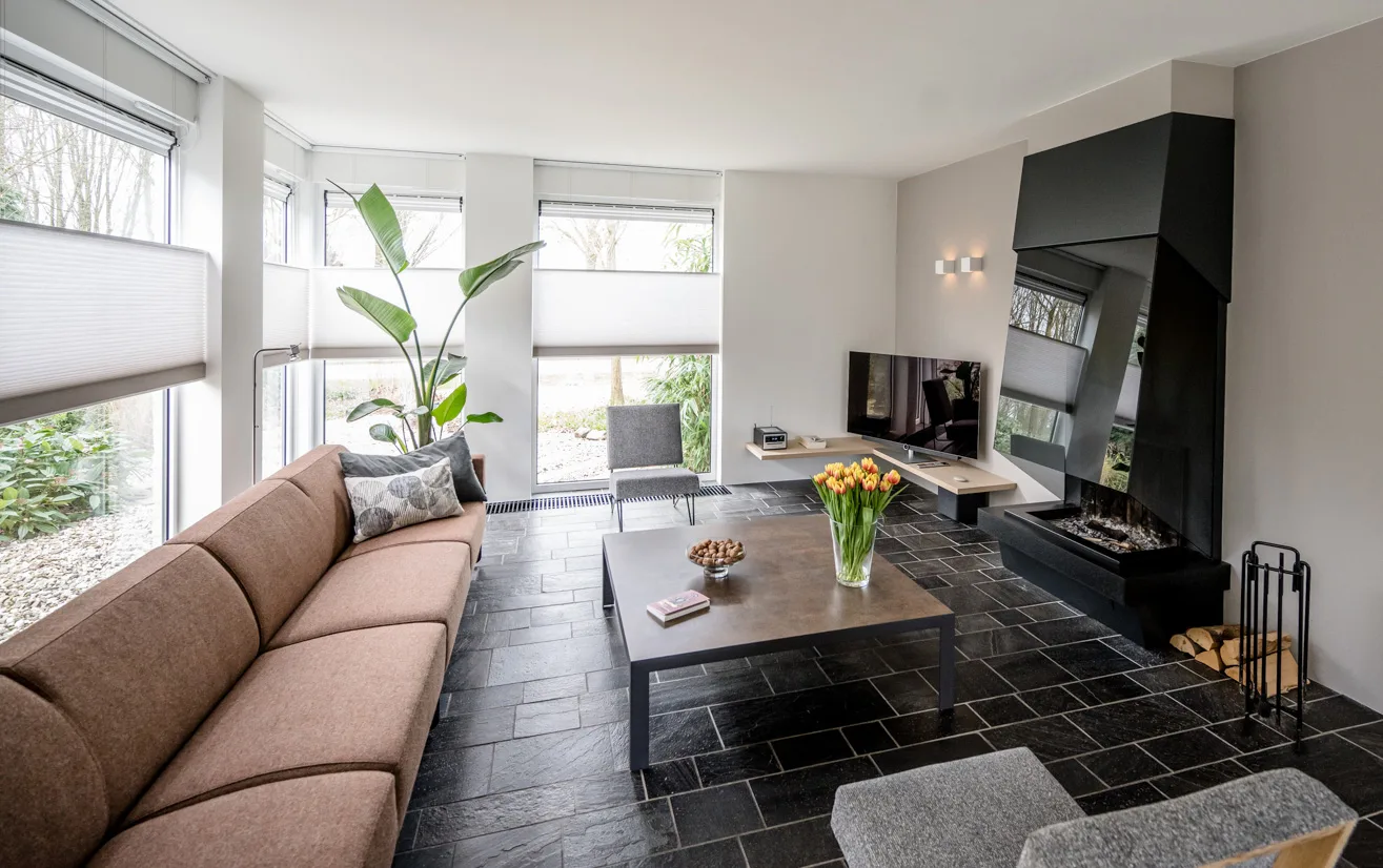 Semi-bungalow, Oss